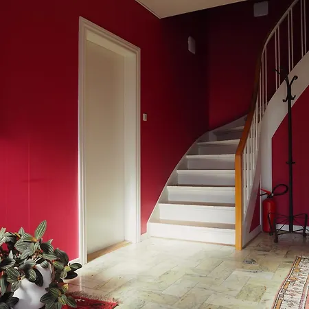 Lovely Town - Sleeps 5 Parking & Garden *