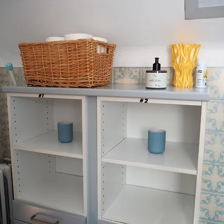 Апартаменты Midttown - 2 Kitchen And Bathroom